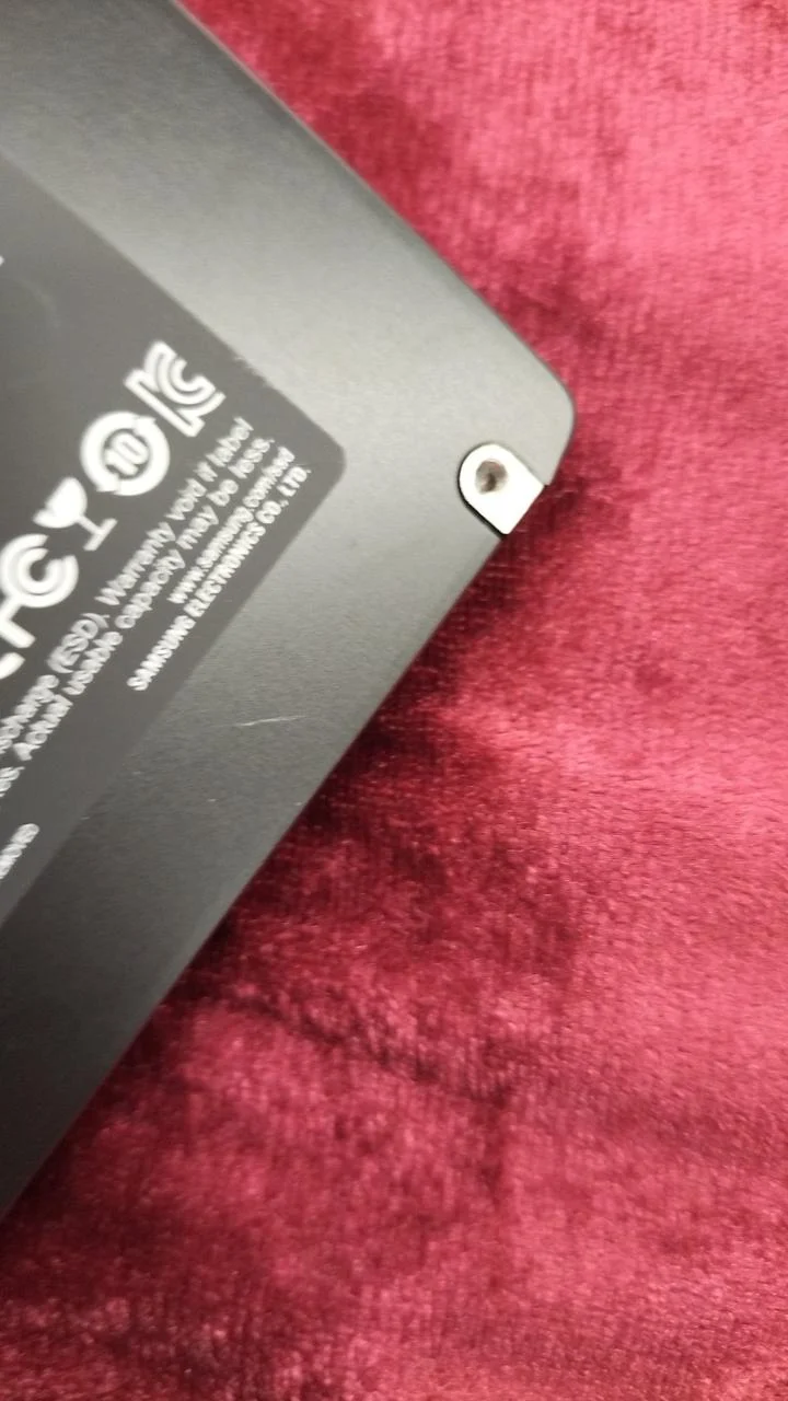 SAMSUNG SSD 4 TB MZH76E4T0