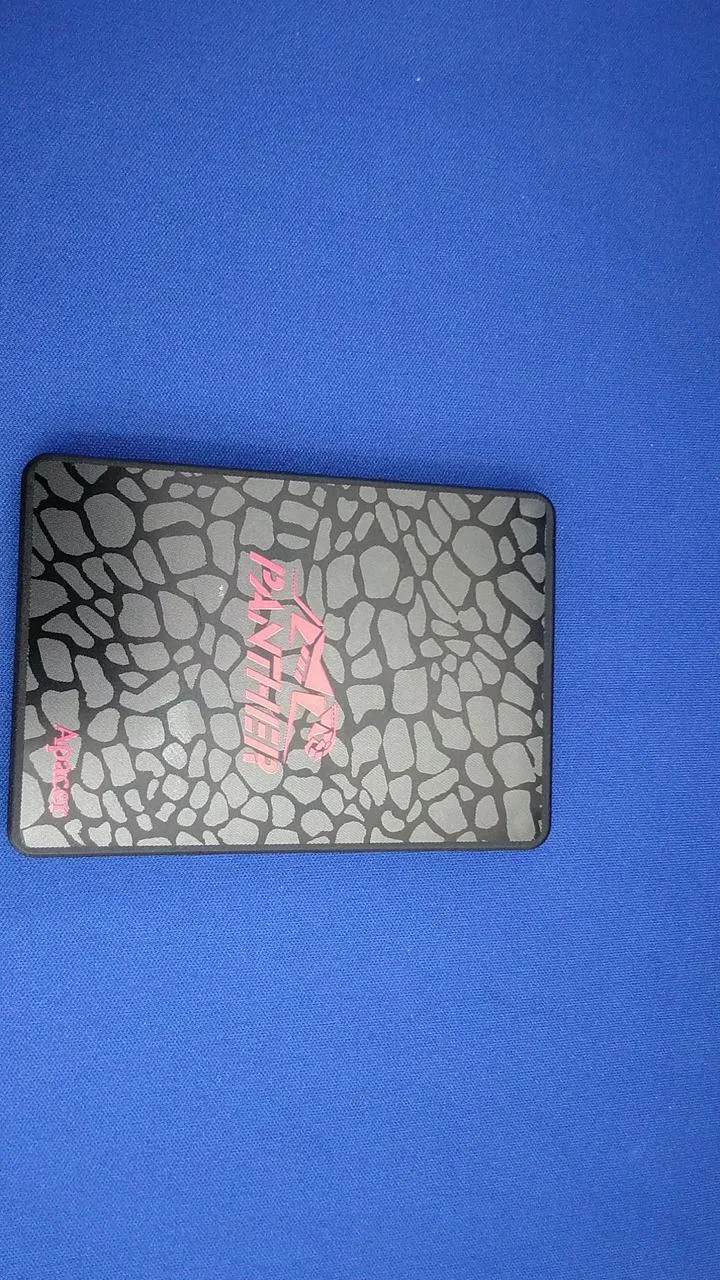 [SCHROTT] APACER SSD 2.5" Solid-State-Drive