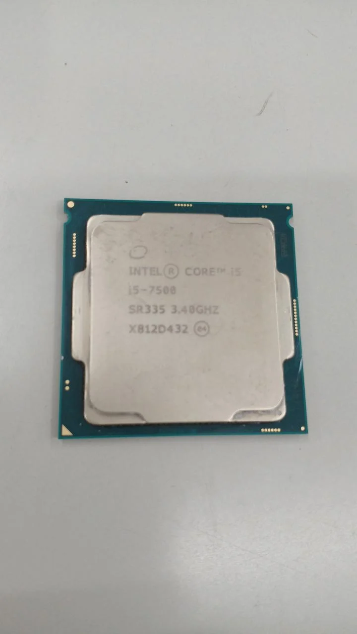 Intel-Set mit 4 CPUs, Core i5-7500 @ 3.40 GHz