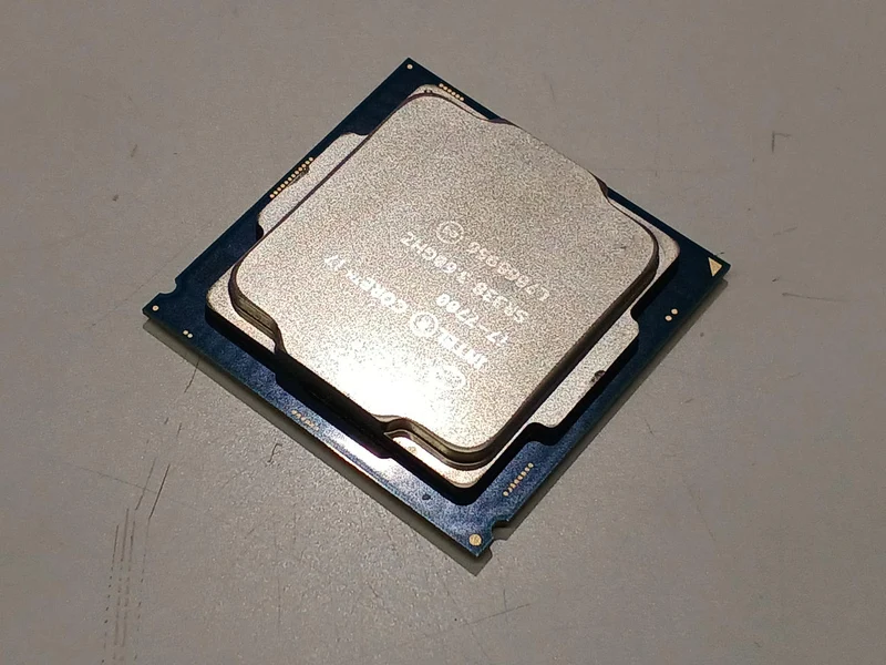 Intel Core i7-7700 CPU