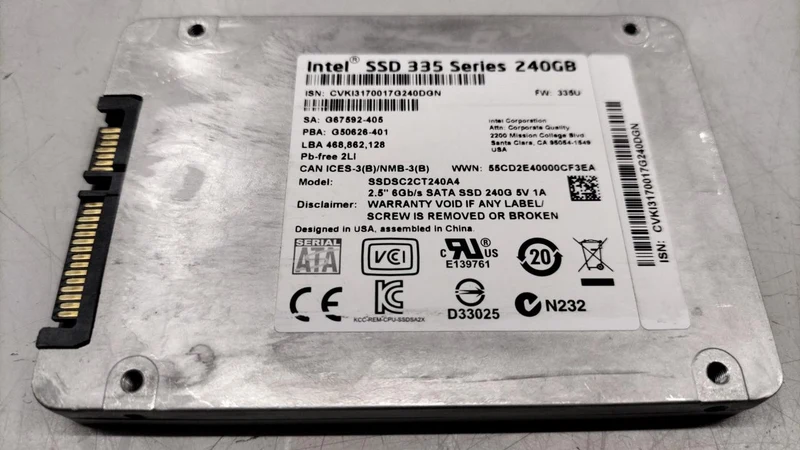 INTEL SSD/240GB SSDSC2CT240A4