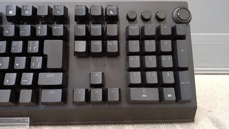 RAZER Gaming-Tastatur RZ03-0353