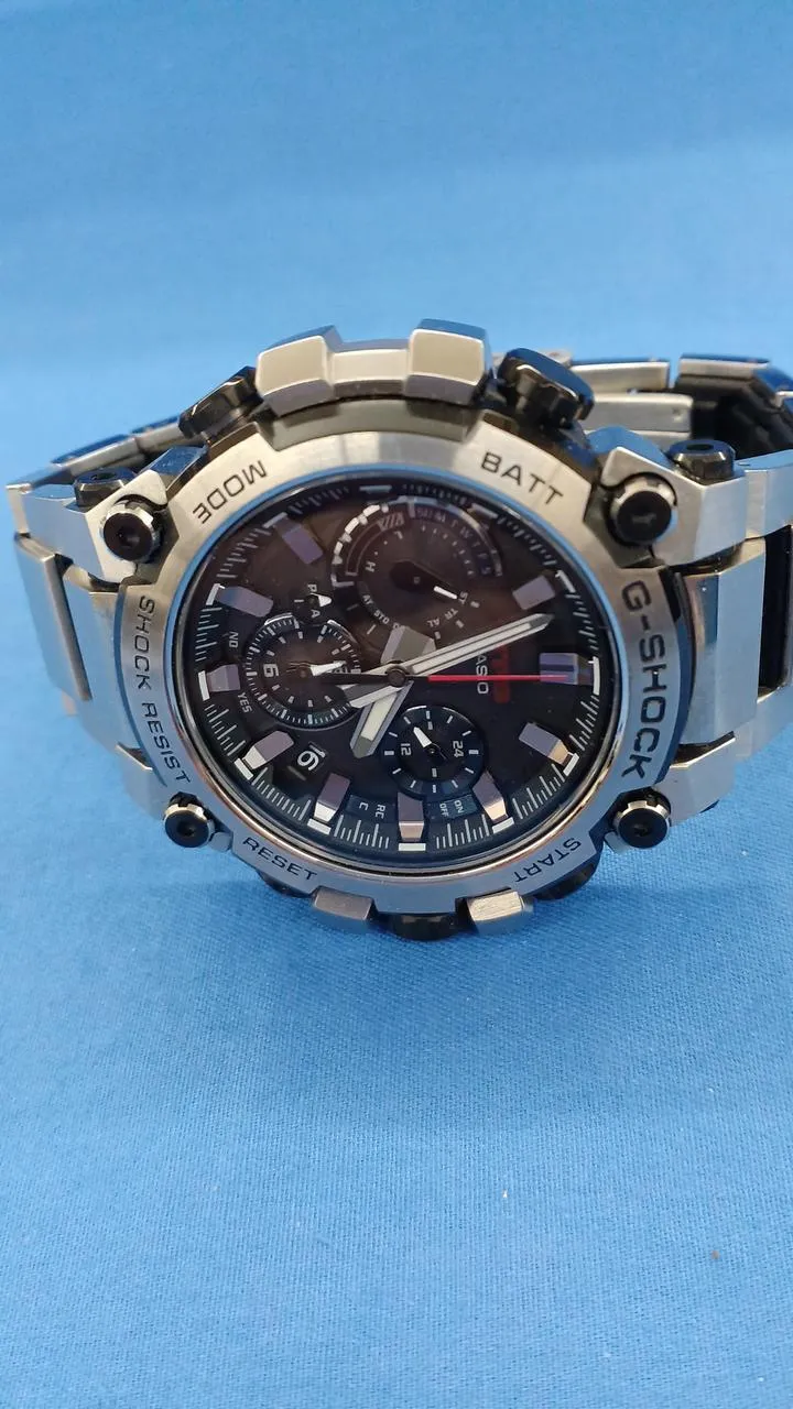 CASIO Solar-Funkarmbanduhr MTG-B3000D-1AJF