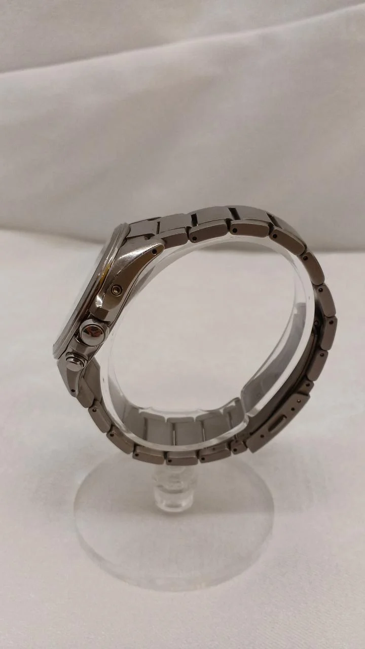 CITIZEN Eco-Drive H100-S098335