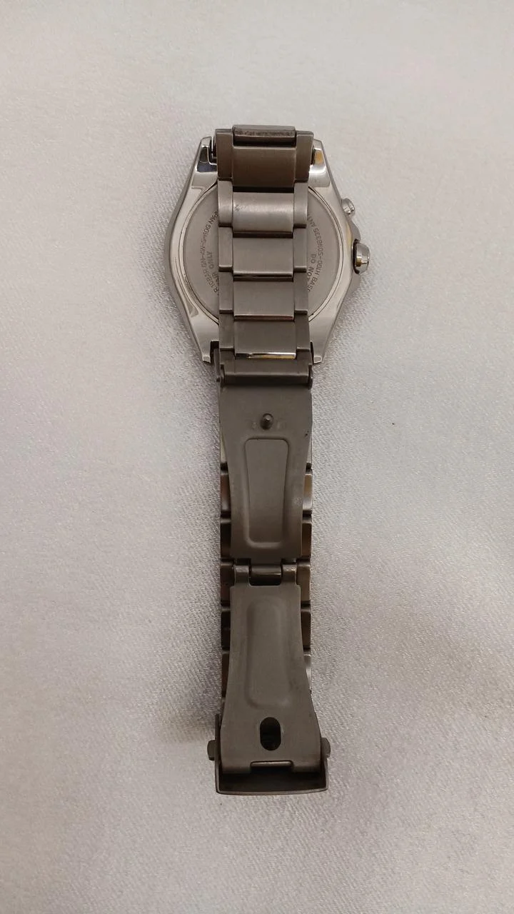 CITIZEN Eco-Drive H100-S098335