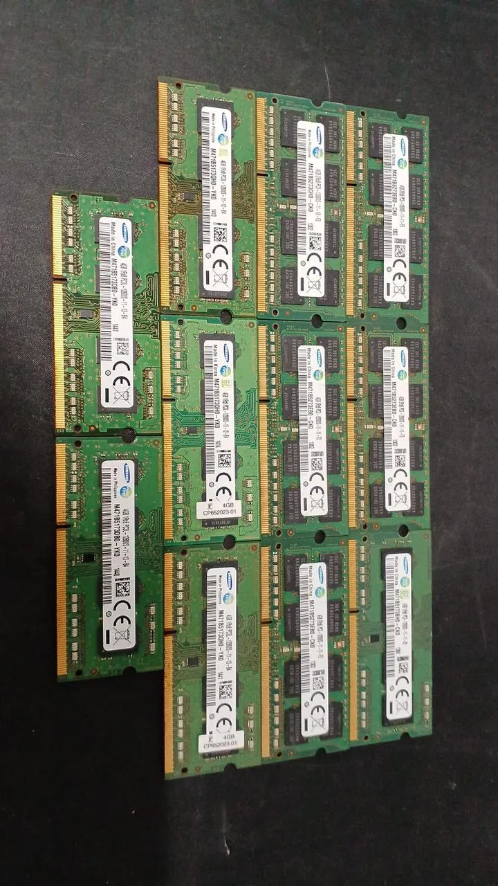 SAMSUNG DDR3 Laptop-Speicher 4 GB 11 Discs DDR3 PC3L-12800S