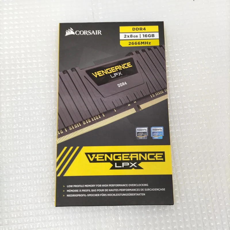 CORSAIR Speicher CMK16GX4M2A2666C16