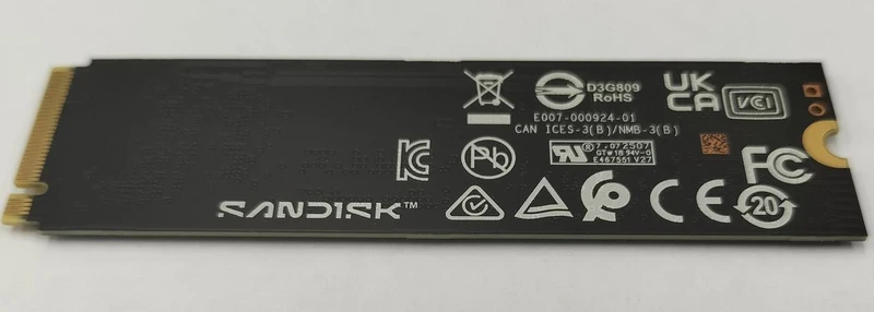 WESTERN DIGITAL M.2 SSD SN8100 2 TB