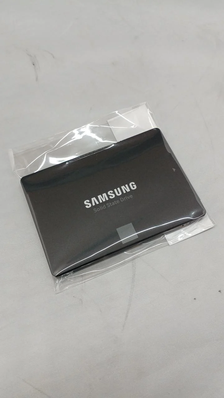 SAMSUNG 2.5-Zoll SSD 500 GB MZ-77E500