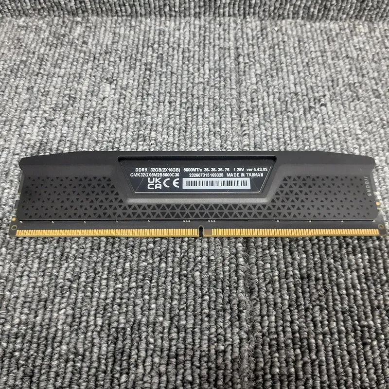 CORSAIR Arbeitsspeicher CMK32GX5M2B5600C36