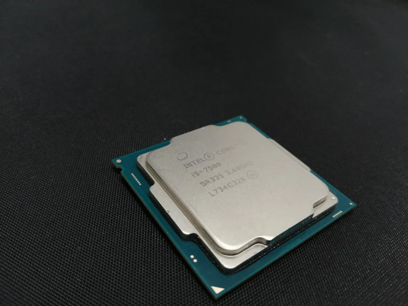 Intel i5-7500 i5-7500/SR335