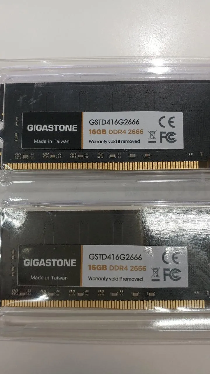 GIGASTONE DDR4-Speicher GSTD416G2666
