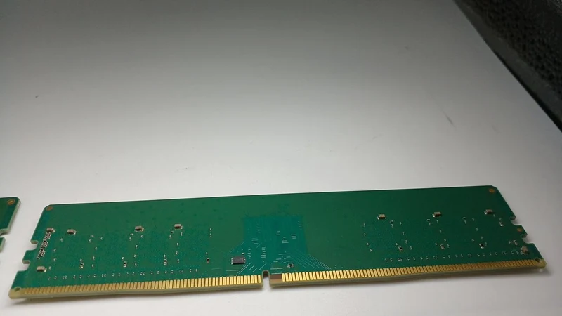 CRUCIAL Memory CT8G4DFS832A