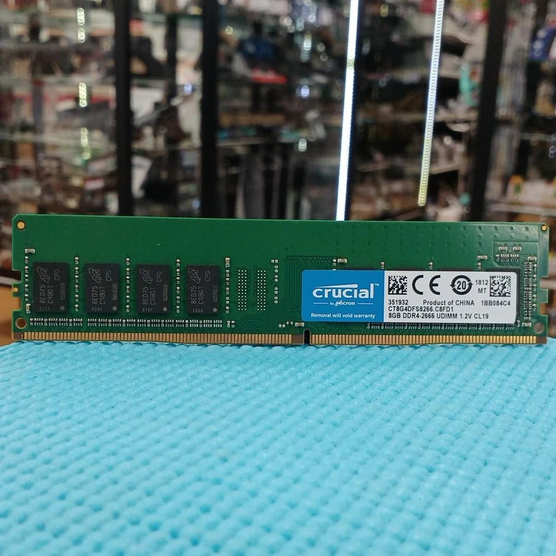 CRUCIAL PC-Speicher CT8G4DFS824A. C8FAD1
