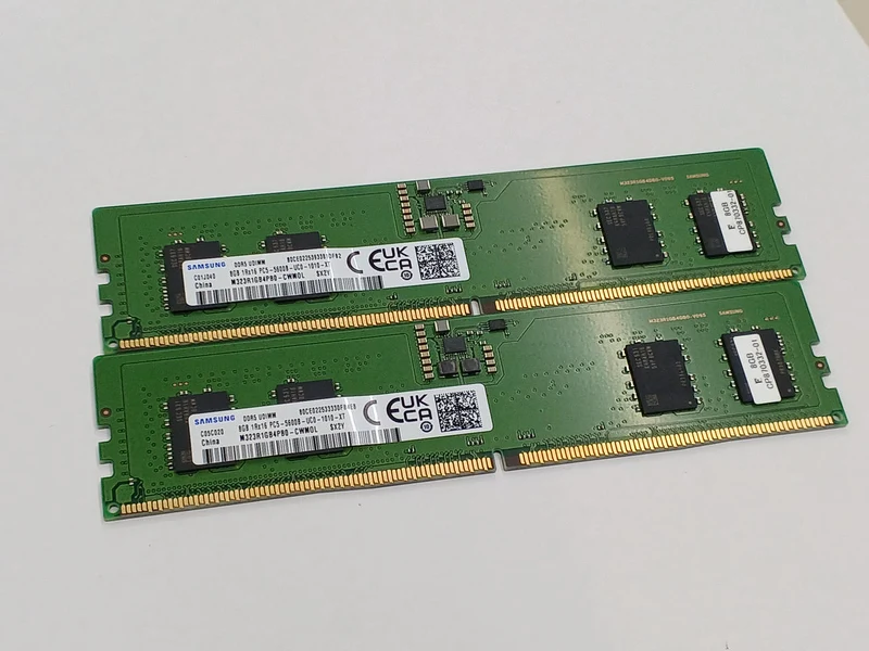 SAMUNG Desktop DDR5 8 GB 2er-Pack M323R1GB4PB0-CWM0L