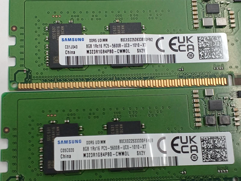 SAMUNG Desktop DDR5 8 GB 2er-Pack M323R1GB4PB0-CWM0L