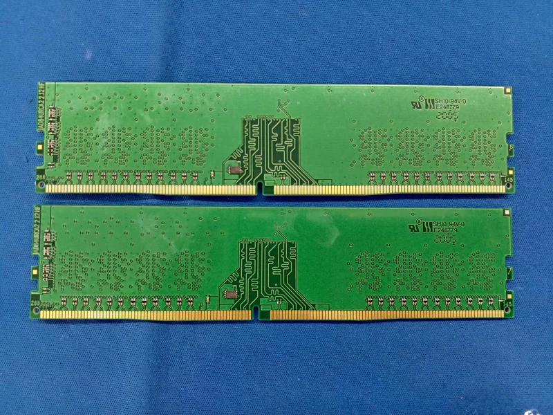 ADATA DDR4 PC4-21300 8GB×2 Chips AD4U266638G19-D