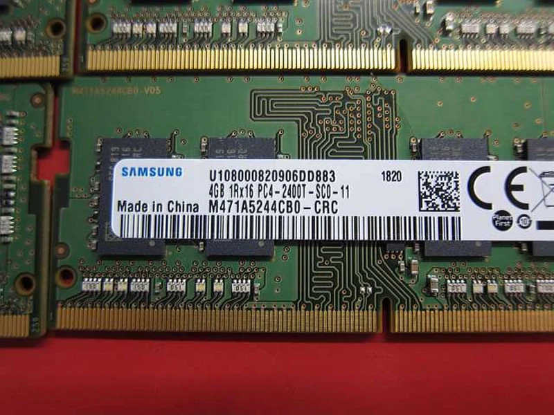 [SCHROTT] SAMSUNG 4GB 10er-Set (ungeprüft) DDR4 4GB 2400T 10er-Set