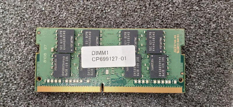 SAMSUNG DDR4-Speicher M471A1G43DB0-CPB