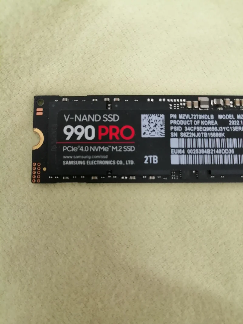 SAMSUNG M.2 (2 TB) MZ-V9P2T0 2 TB