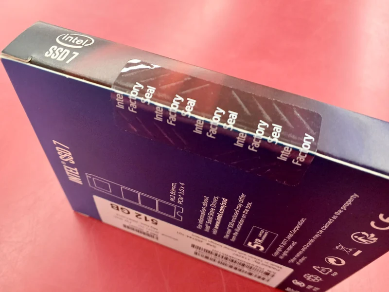 Intel SSD 512 GB SSDPEKKW512G8XT