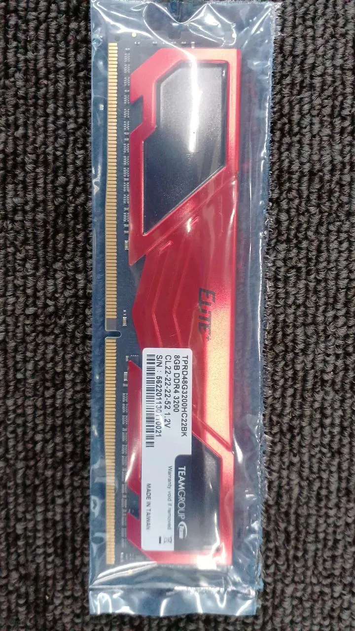 TEAM DDR4 Desktop-Speicher TPRD48G3200H22BK