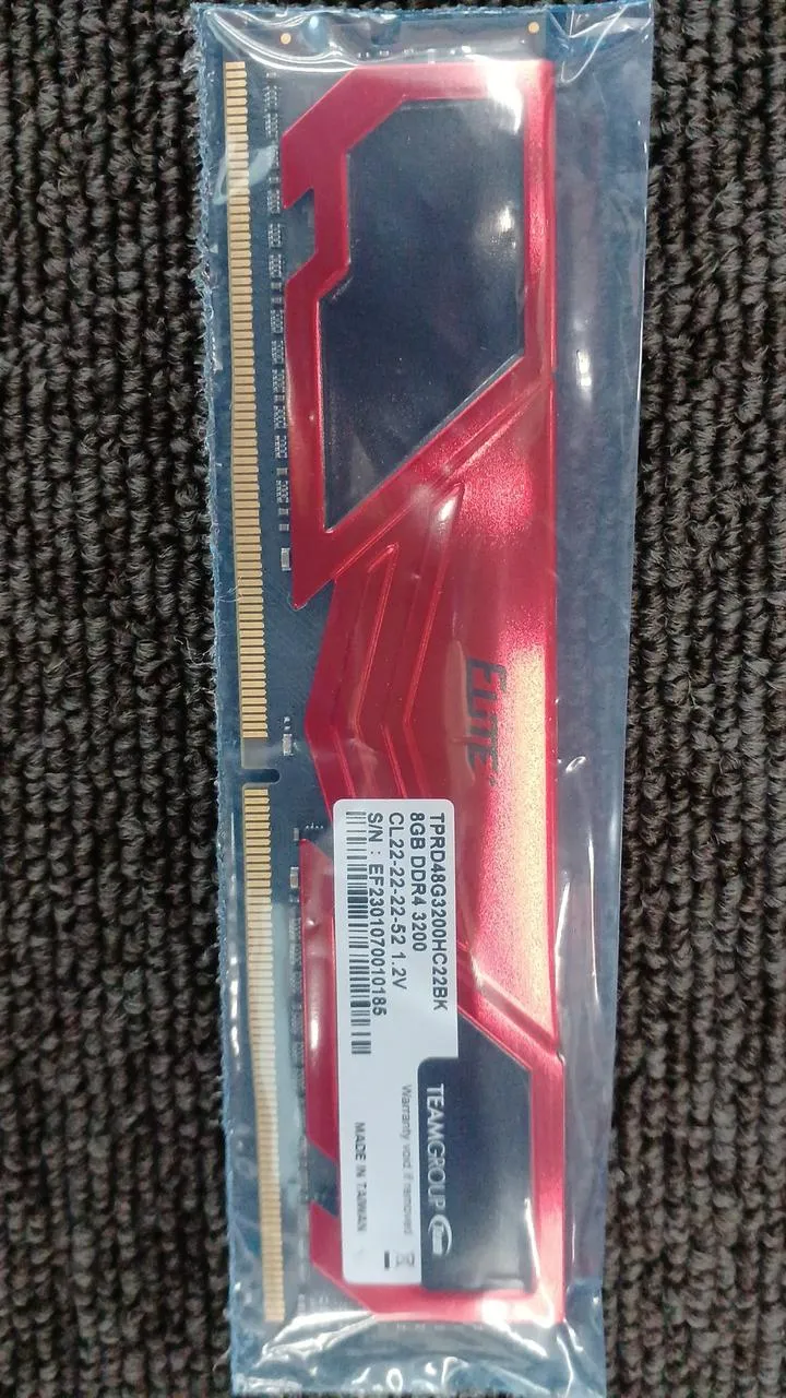 TEAM DDR4 Desktop-Speicher TPRD48G3200H22BK
