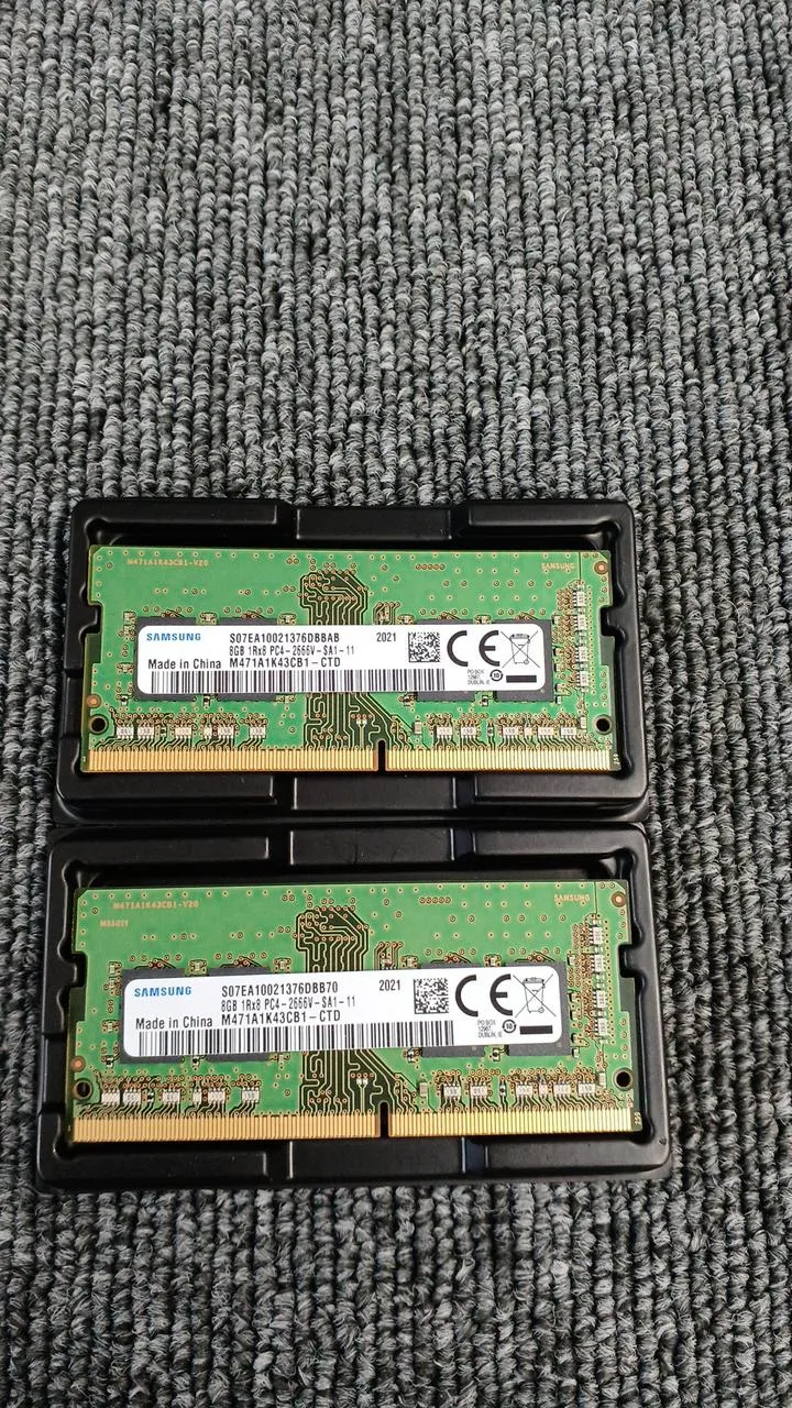 SAMSUNG DDR4-Speicher 8 GB × 2 M471A1K43CB1-CTD