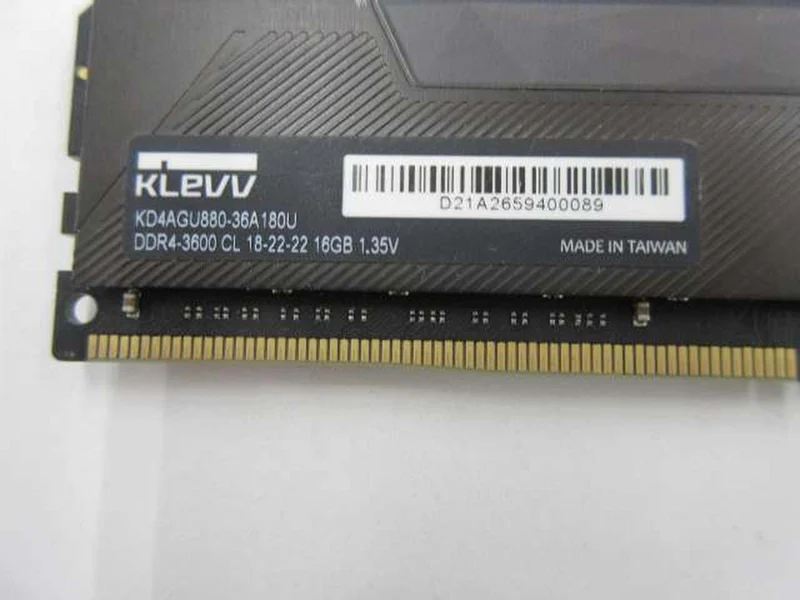 KLEVV DDR4-3600 16GB KD4AGU880-36A180U