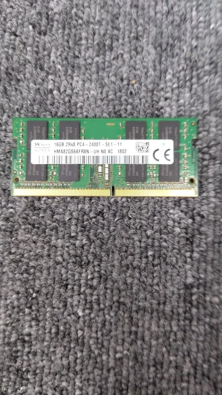 SK HYNX Arbeitsspeicher für Notebook-PCs 16 GB 2RX8 PC4-2400T-SE1-11