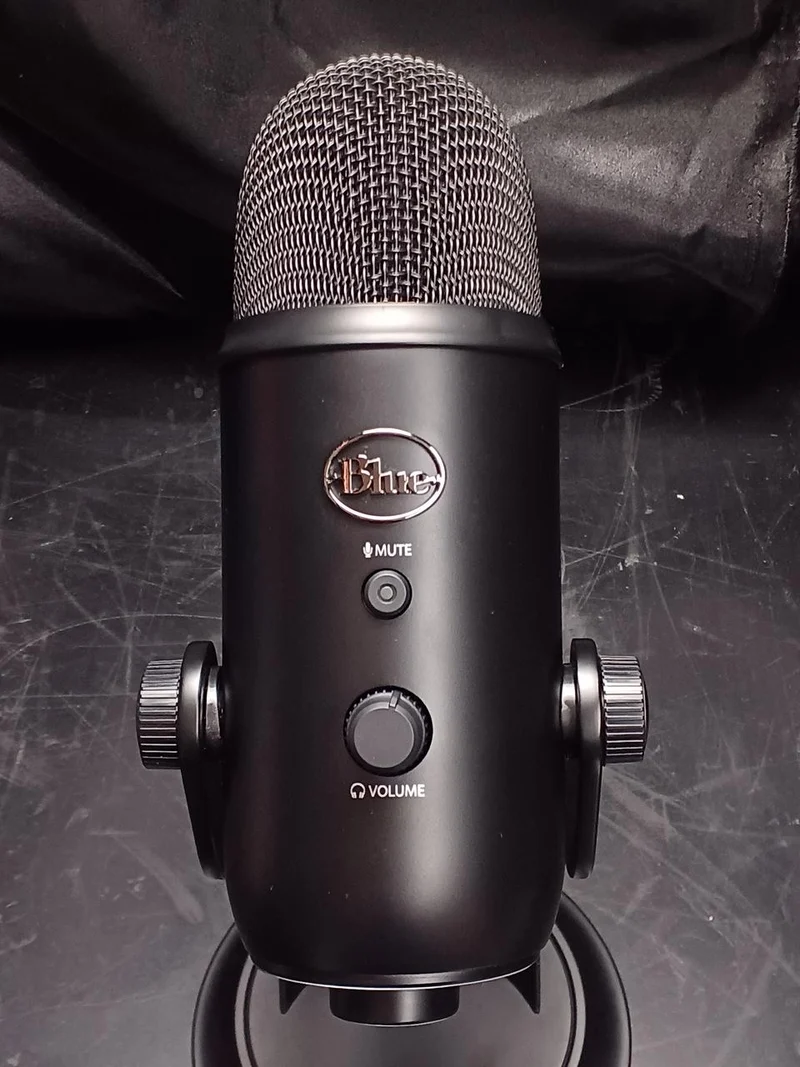 BLAUES USB-Mikrofon YETI/BM400
