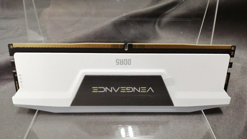 CORSAIR DDR5-Speicher CMH32GX5M2B<400C36W