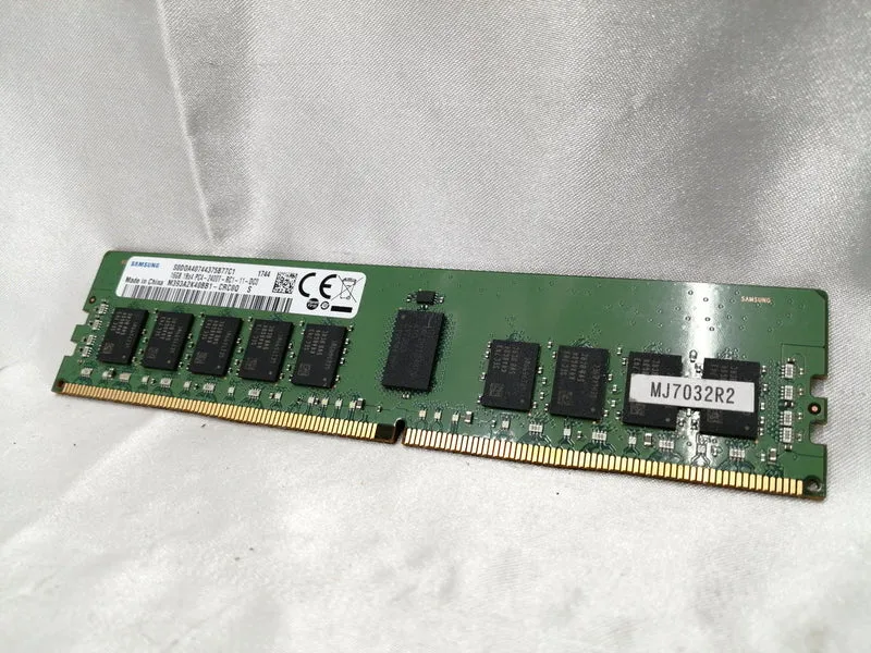 SAMSUNG Speicher M393A2K40BB1-CRC0Q