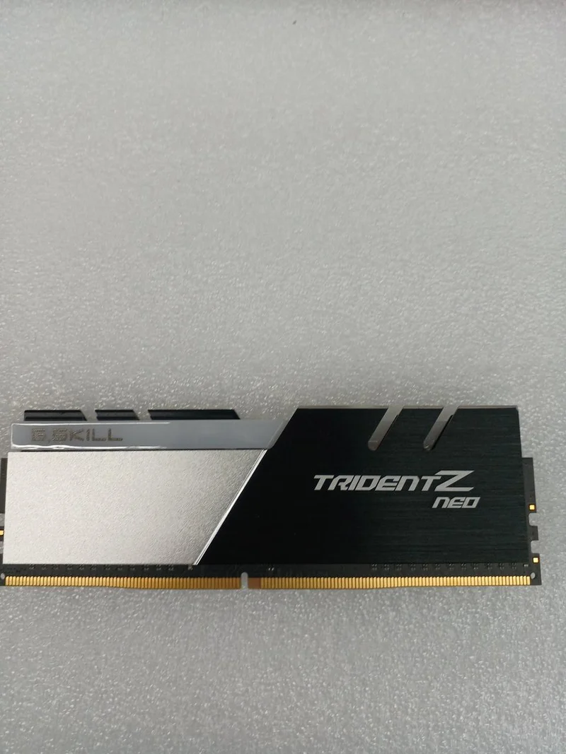 G.SKILL [8GBx2] DDR4-Speicher F4-3200C16D-16GTZN