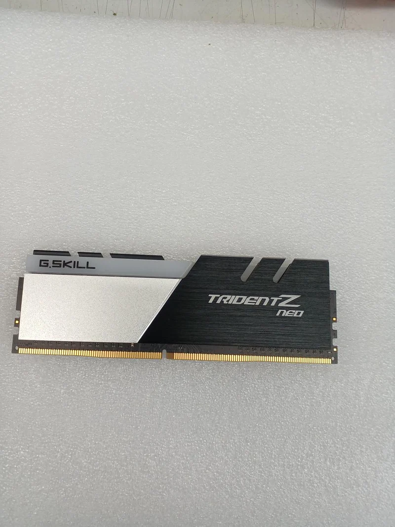 G.SKILL [8GBx2] DDR4-Speicher F4-3200C16D-16GTZN
