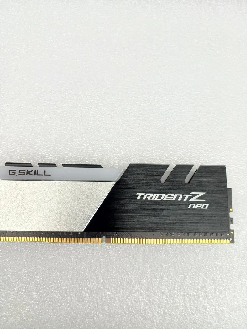 G.SKILL [8GBx2] DDR4-Speicher F4-3200C16D-16GTZN