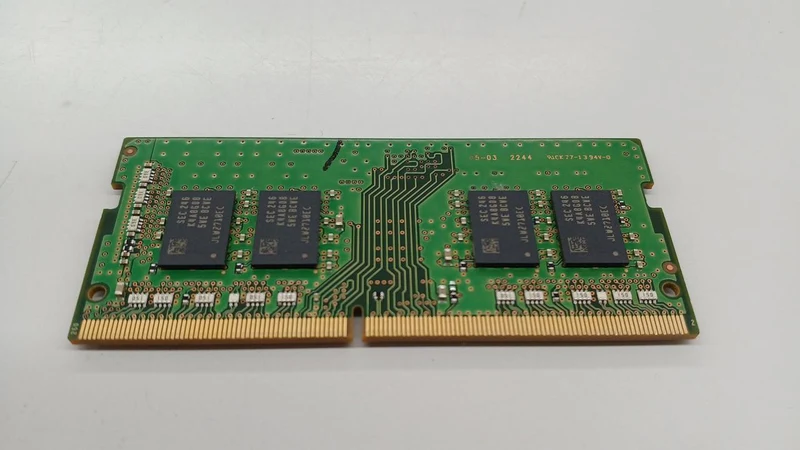 SAMSUNG DDR4 (8GB) Arbeitsspeicher: M471A1K43EB1