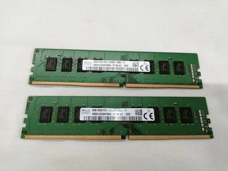SKHYNIX Memory 2-Disc-Set HMA41GU6AFR8N