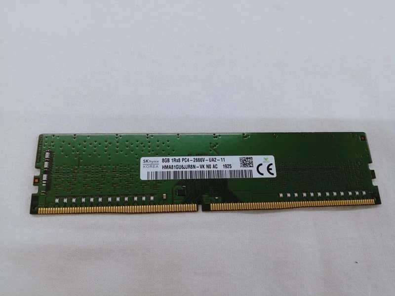 SKHYNIX Speicher HMA81GU6JJR8N