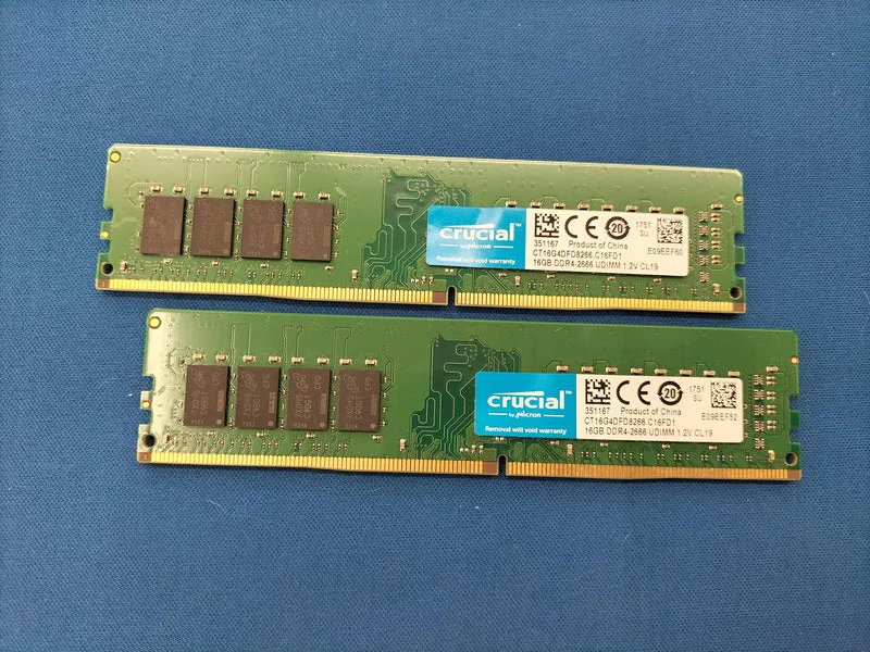 CRUCIAL PC-Speicher CT2K16G4DFD8266