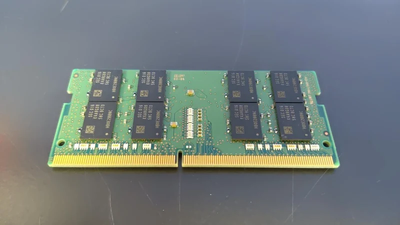 SAMSUNG Arbeitsspeicher für Notebooks M471A2K43CB1