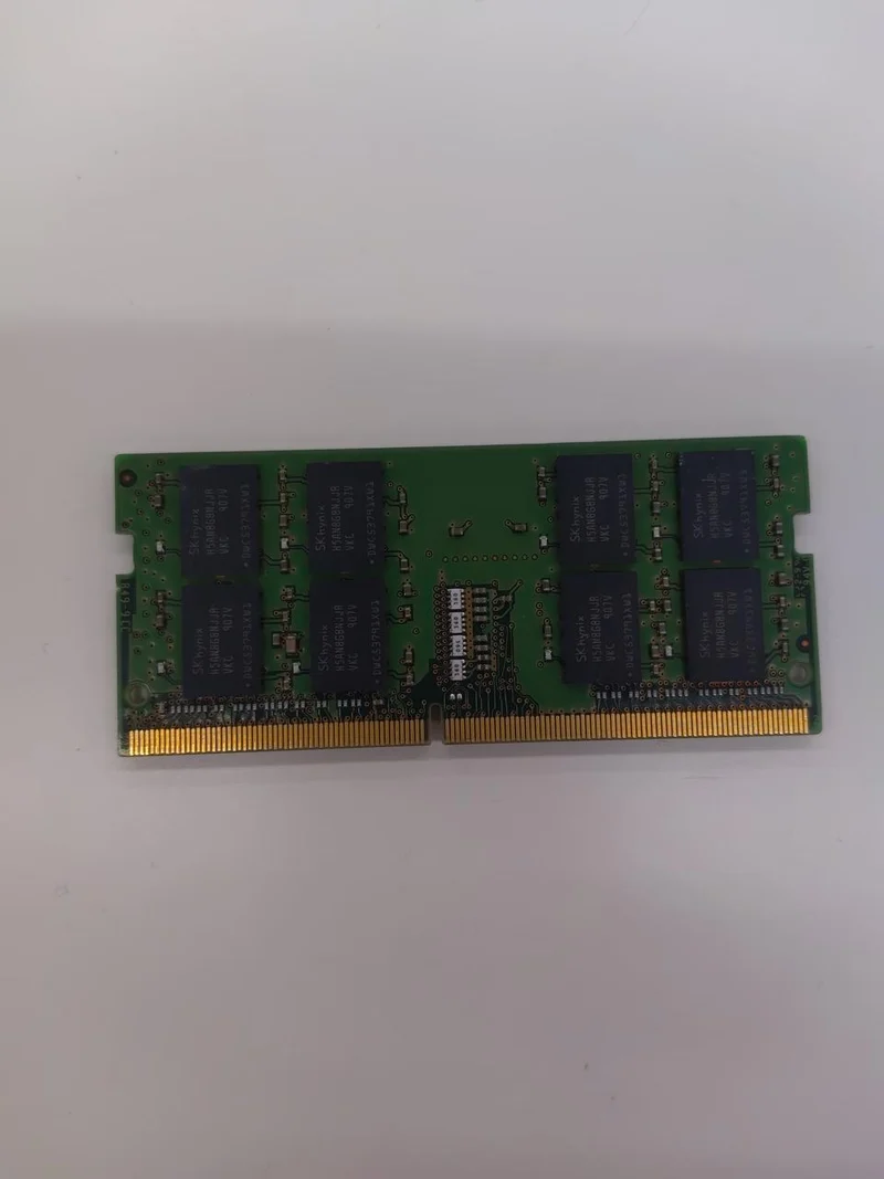 SK HYNIX Arbeitsspeicher für Notebooks: HMA82GS6JJR8N