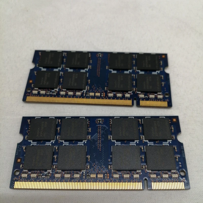HYNIX Speicher: 2-Disk-Paar PC2-6400S-4GB