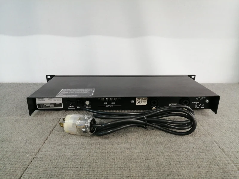 CROWN Leistungsverstärker D-45