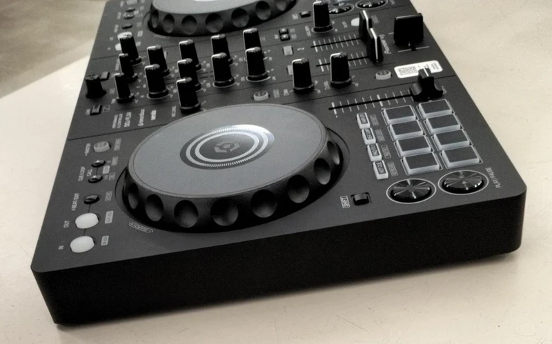 PIONEER DJ-Controller DDJ-FLX4