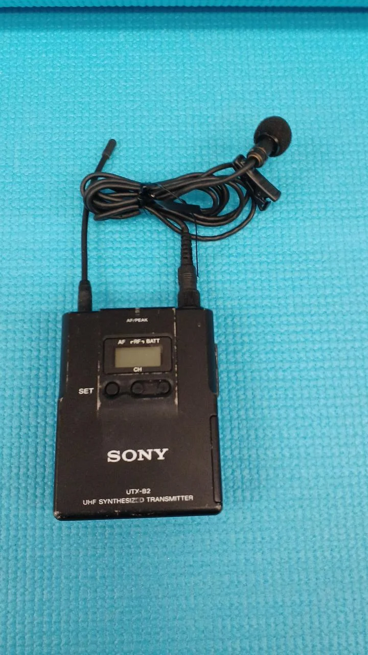 SONY Drahtloses Mikrofonsystem UTX-B2 / URX-P2