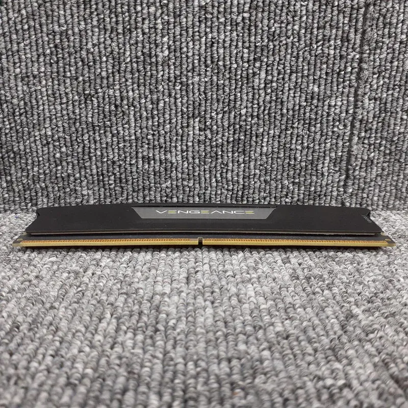 CORSAIR Arbeitsspeicher CMK32GX5M2B5600C36