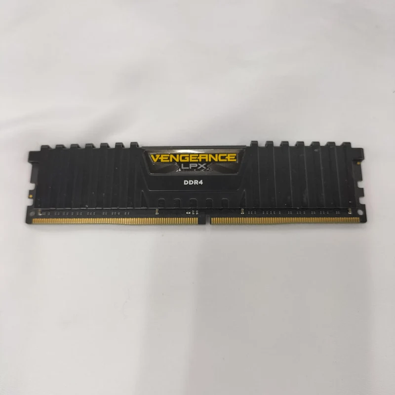 CORSAIR Desktop-PC-Speicher PC4-21333 16 GB