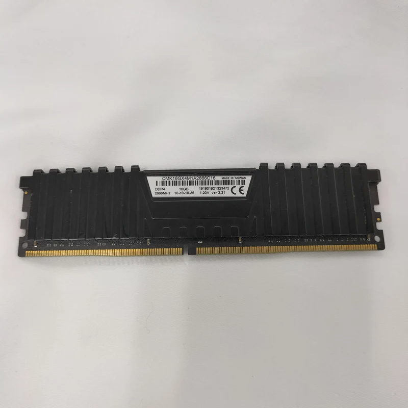 CORSAIR Desktop-PC-Speicher PC4-21333 16 GB