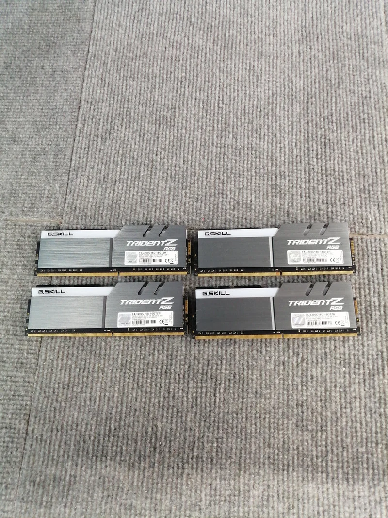 G.SKILL PC-Speicher F4-3200C16D 16GTZR